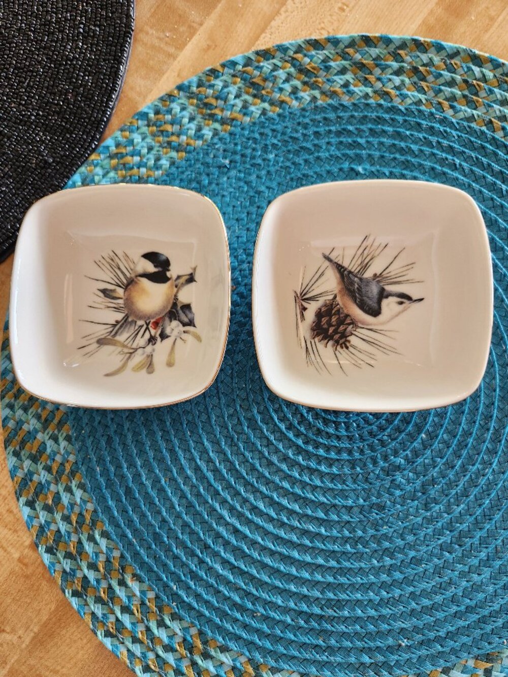 Set of 2 Lenox Winter Greetings 4" Square‎ Bowls Bird American Home Collection